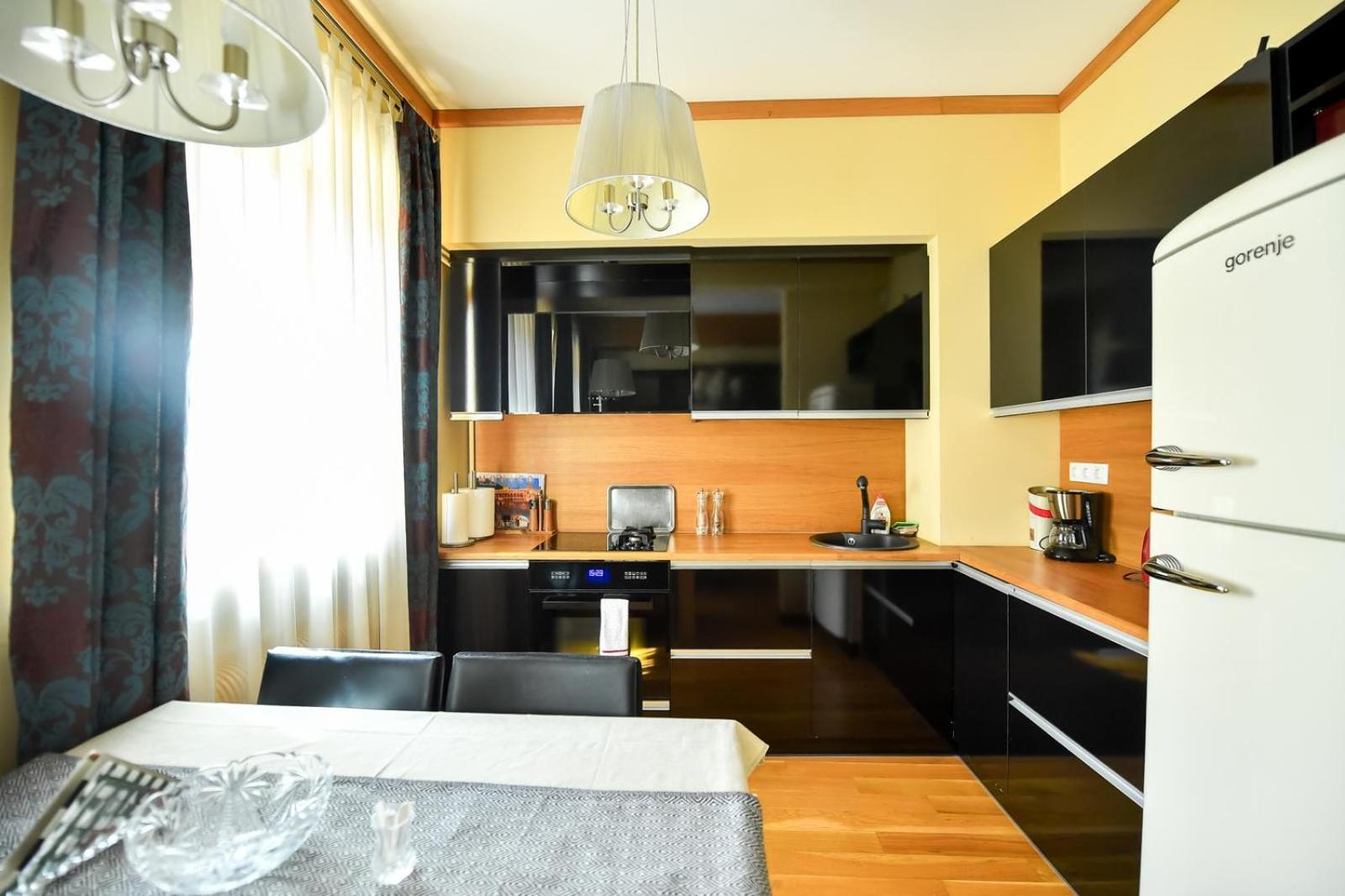 Luxury Apartment Braşov Exterior foto