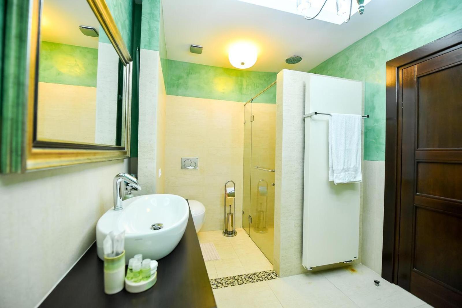 Luxury Apartment Braşov Exterior foto